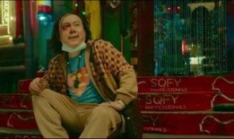 恶棍天使电影在线观看,笑中带泪的都市奇幻之旅