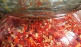 辣酱制作过程爆料视频,一罐好辣酱的诞生记